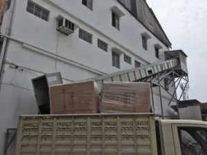 box conveyor in outdoor section